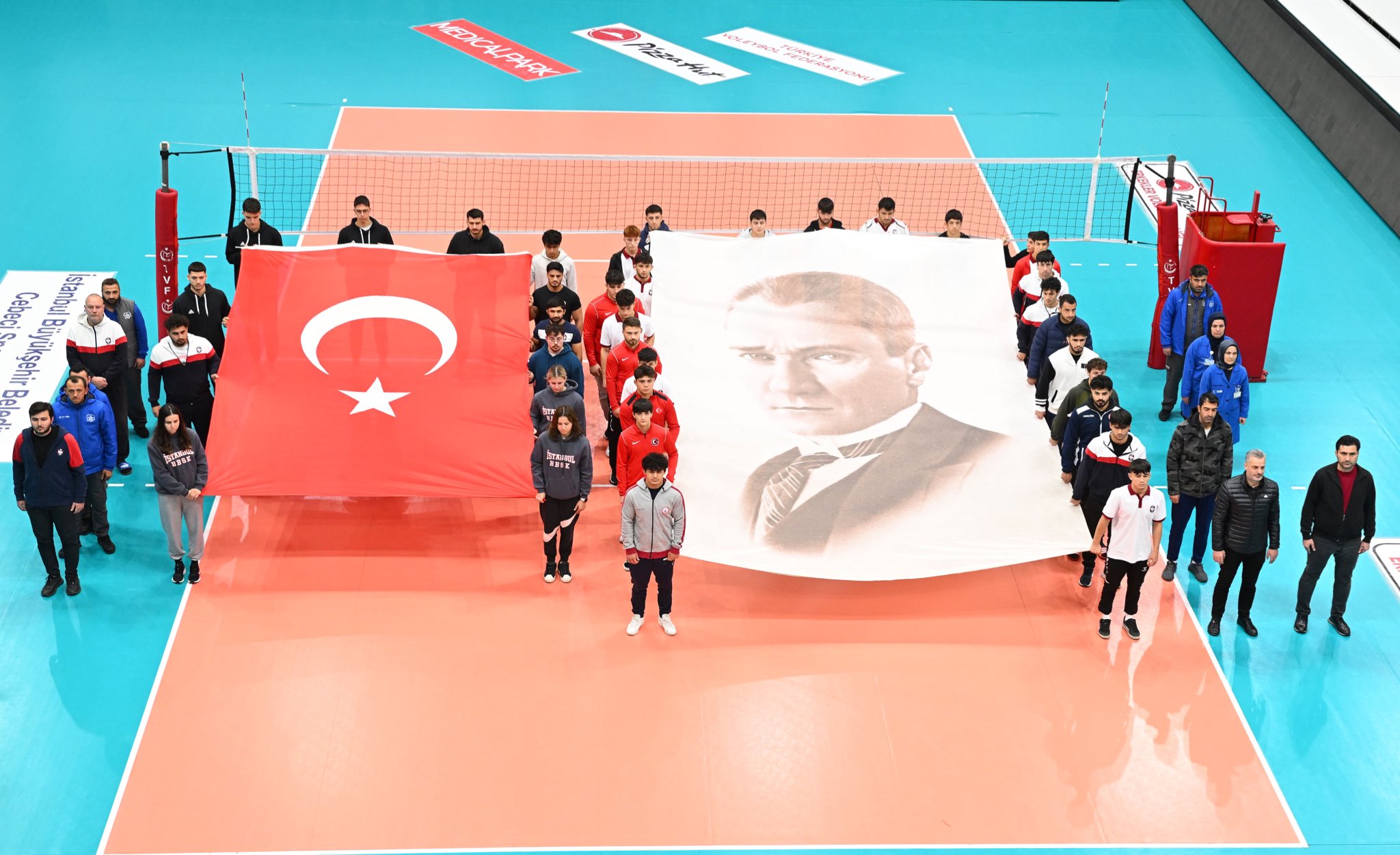 Büyük Önder Gazi Mustafa Kemal Atatürk'ü Andık