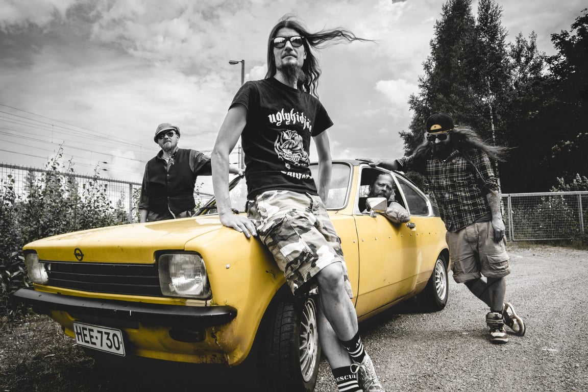 Egokills firar 15 år med singeln "Shine & Glow" och avtäcker ny platta "Brainbanger" - nyhetsbild för artikel av Petri Niskanen