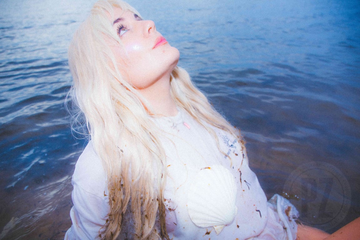 Maja Francis Releases “Swedish Mermaid” – A Tribute to Freedom and Transformation