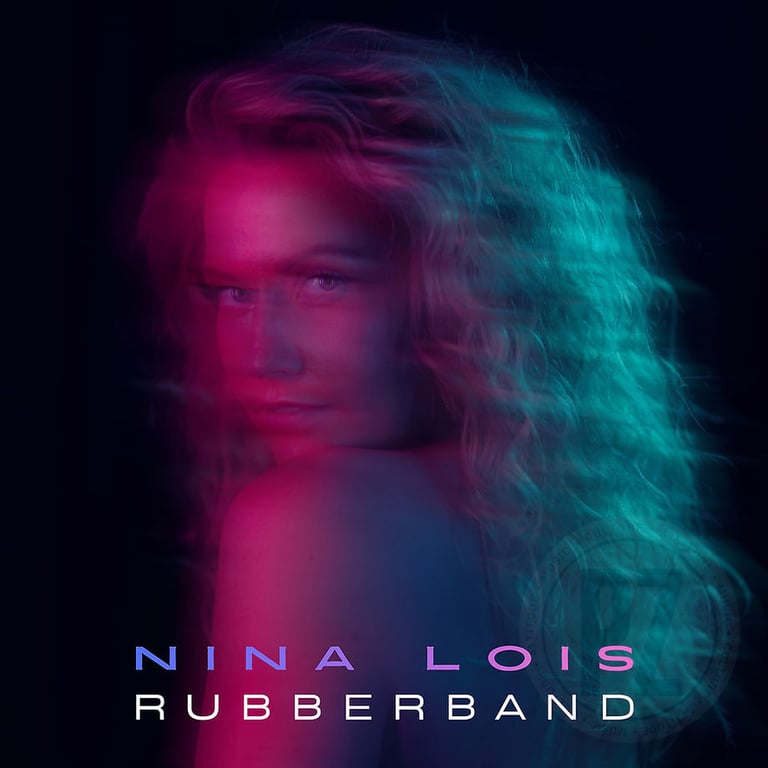 Nina Lois julkaisee uuden singlen “Rubberband”: Värikäs askel eteenpäin – uutiskuva, kirjoittaja Ove Svensson