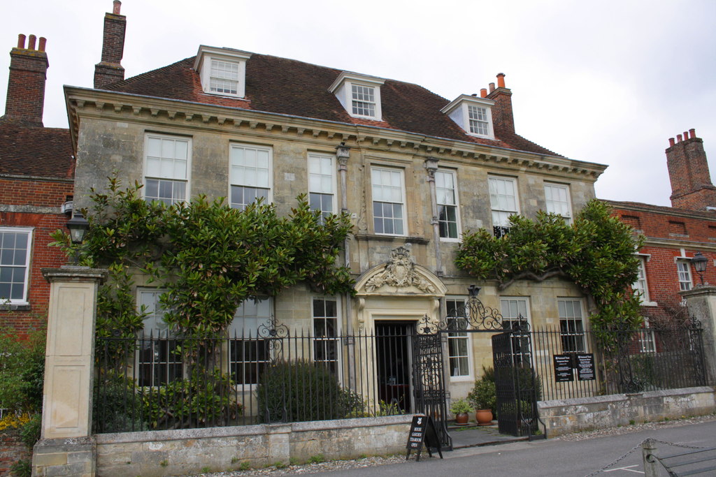 National Trust: Mompesson House