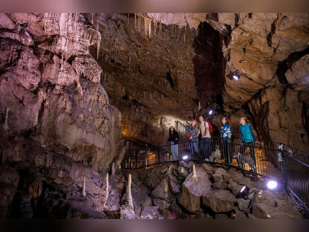Poole's Cavern