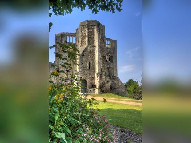Newark Castle and Gardens