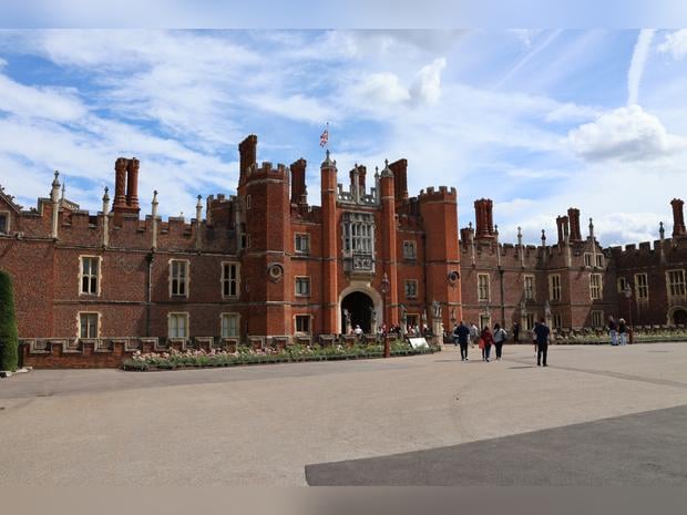 Hampton Court Palace