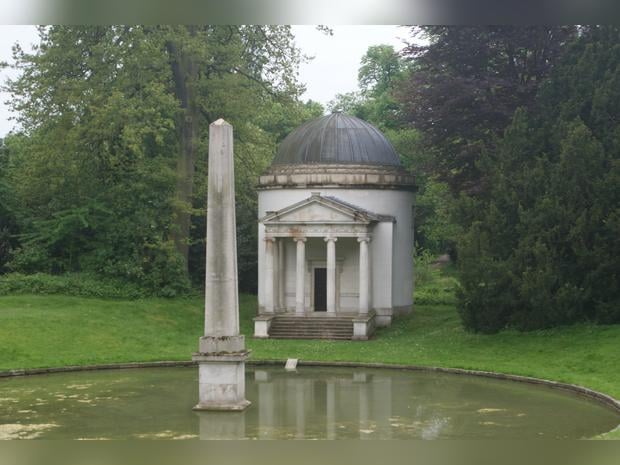 Chiswick House And Gardens