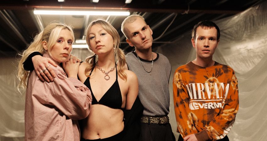 Coach Party, United Kingdom, 2026