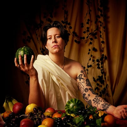 Chloe Petts: Big Naturals