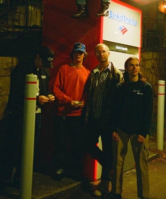 Hotline TNT