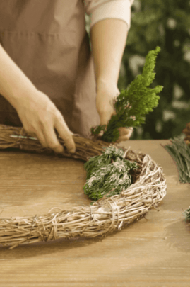 Christmas Wreath Making with Bella Donna Flowers