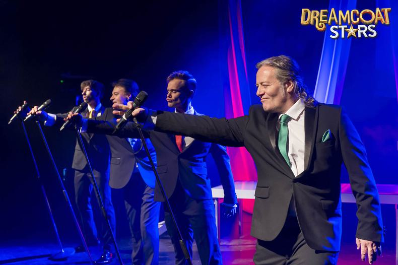 Hairspray - Walsall Operatic Society, United Kingdom, 2025