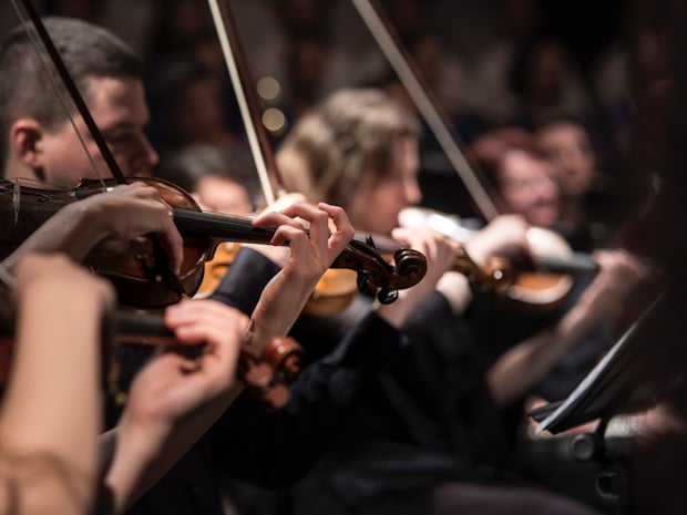 Rustioni conducts Bernstein and Rachmaninov, United Kingdom, 2026