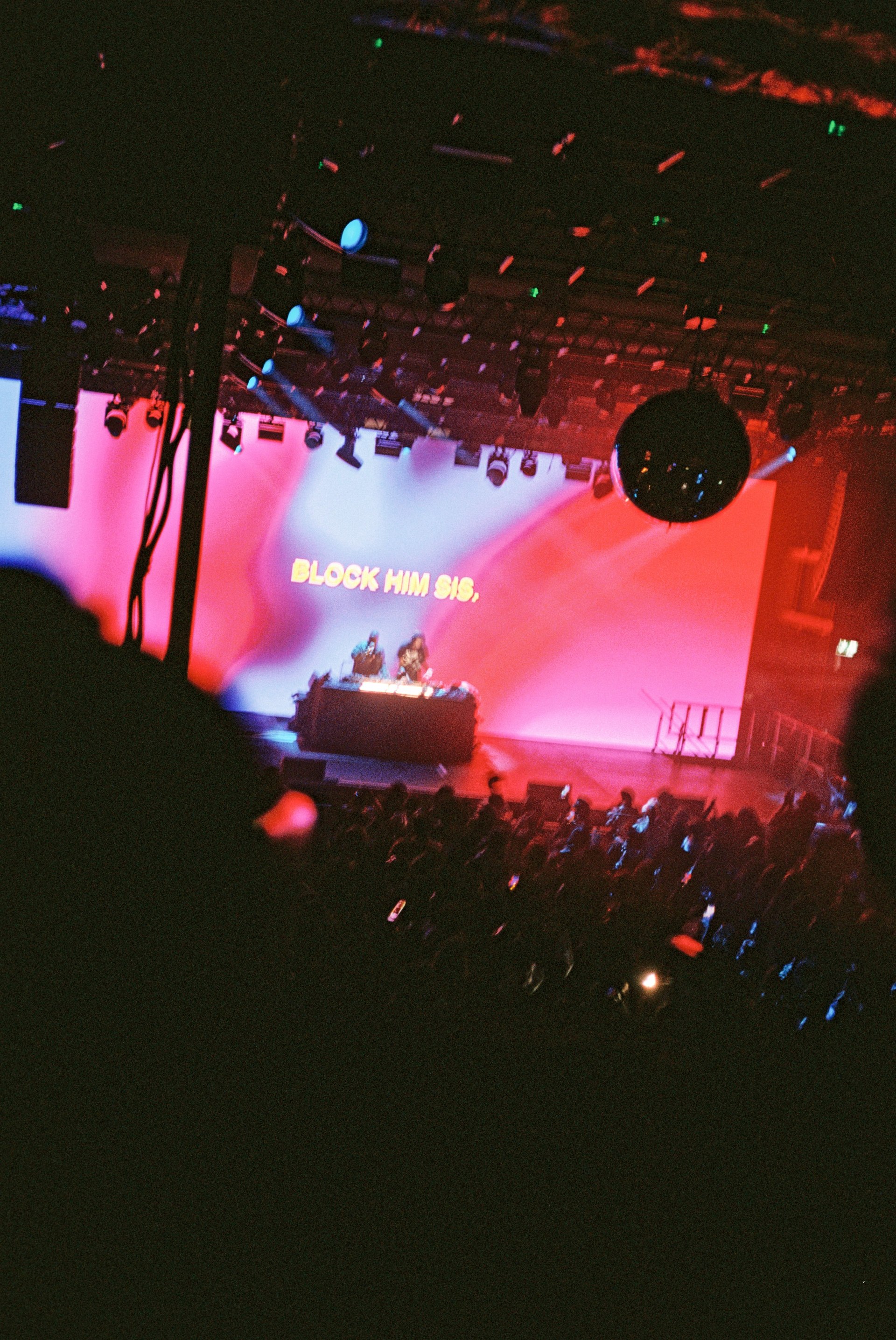 Slowjamswitha X The Social Club → London (night), United Kingdom, 2025