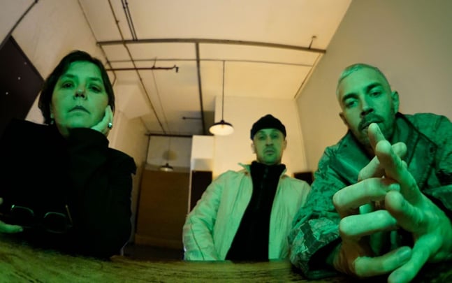 Moin + Special Guests