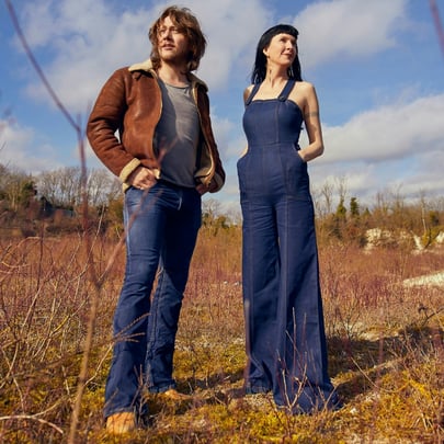 Hannah Sanders & Ben Savage: The Strangers' Share