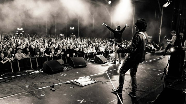 Clone Roses, Definitely Mightbe, Gerry Cinna-Man Experience, Kazabian