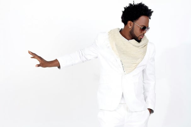 Dwele