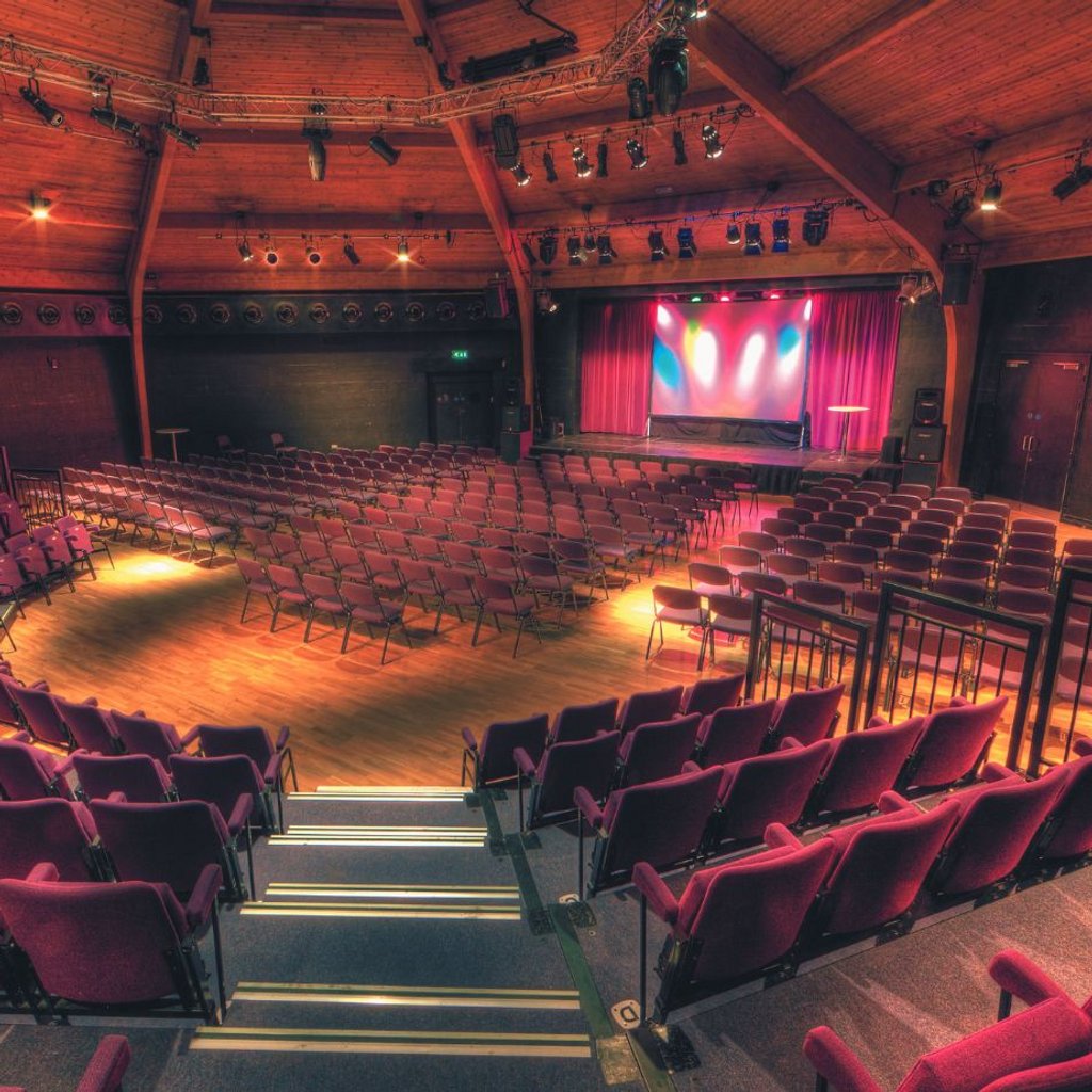 CLOSEUP COMEDY in Stratford Upon Avon: CHRISTMAS SPECIAL, United Kingdom, 2025