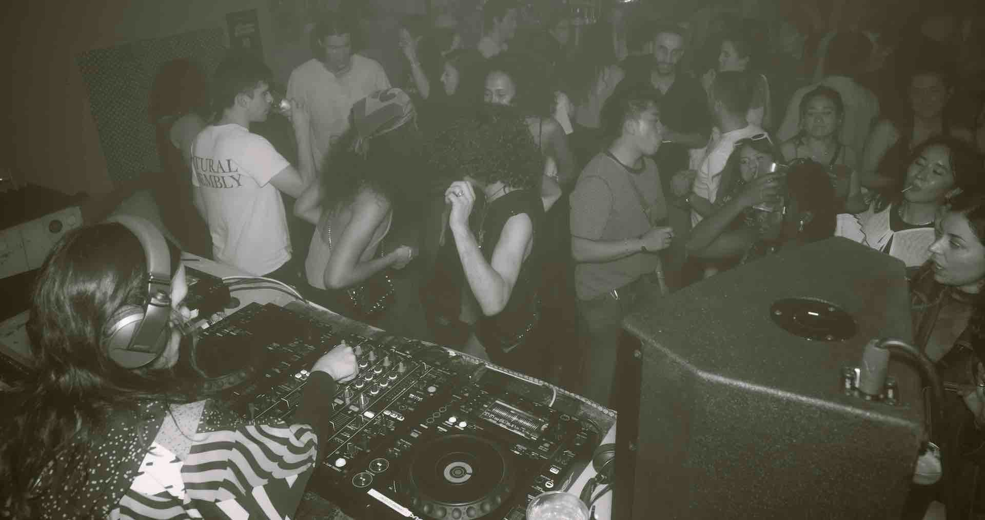 ¡muévete! W/ Patricia Doors, Valeria, Cal Jader, United Kingdom, 2025