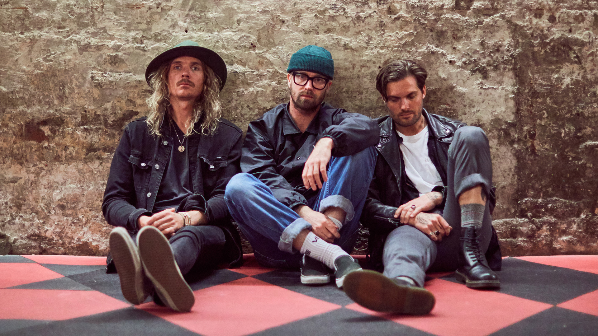 Sunset Sons, United Kingdom, 2025