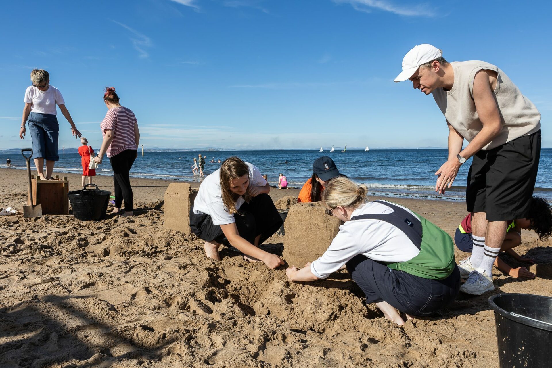 Art Walk Porty, United Kingdom, 2025