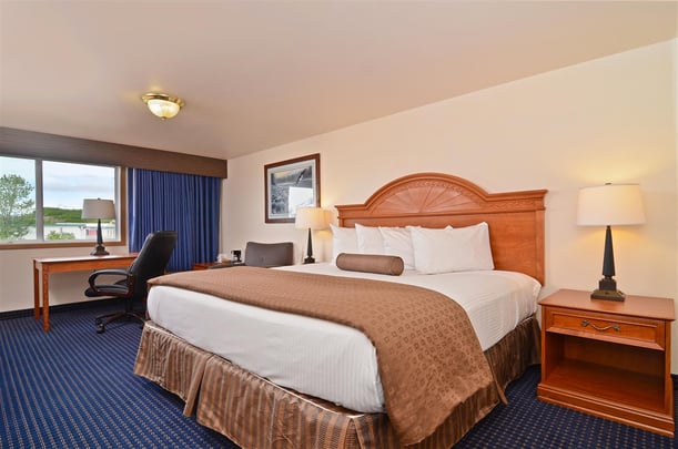 King Guest Room with a View