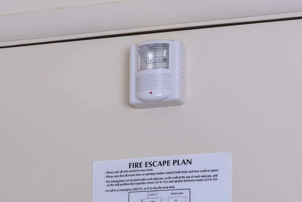 ADA Two Queen COMMASSISTANCE