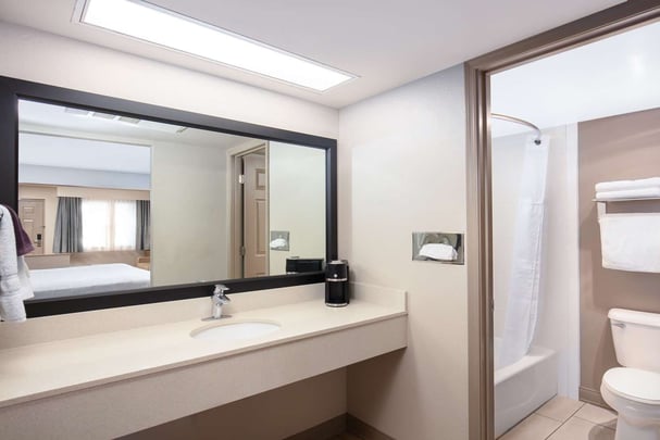 Double Queen & King Large Room