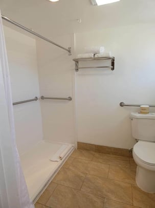 Two Queen Room Handicap