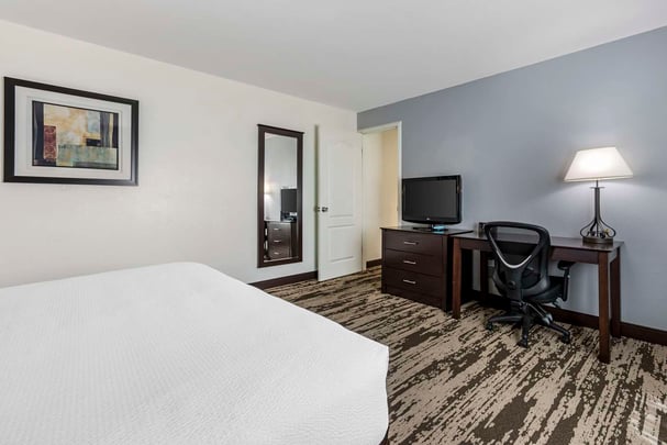 Suite 1 King Double Queen