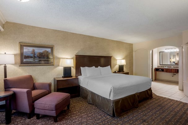 King Room - Jetted Tub