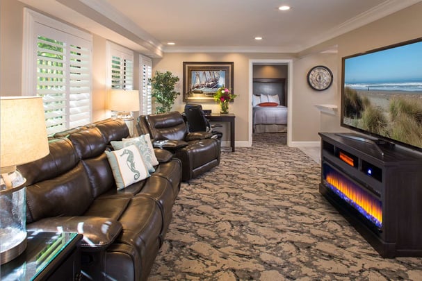 Oasis Suite Living Room