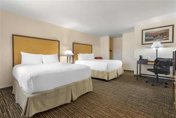 2 Queen Room
