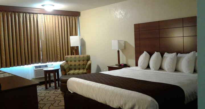 King Bed Guest Room