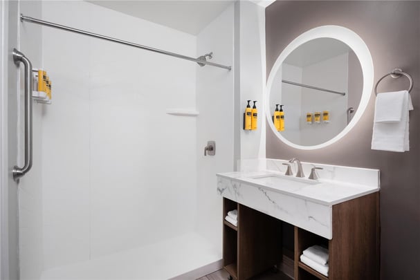 Guest Room Double Beds