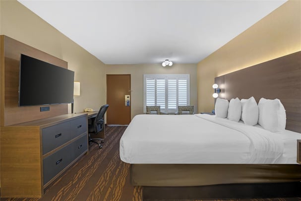 King Upper Floor 655