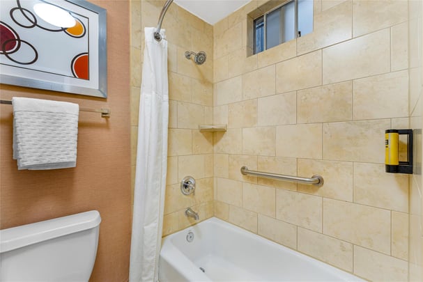 2 Queen Bed Room 417