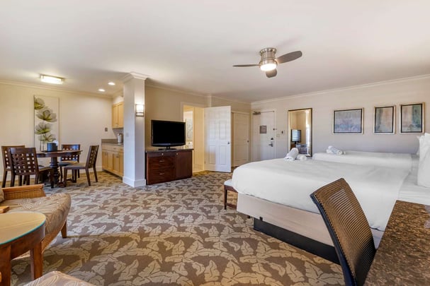 Double Queen Junior Suite