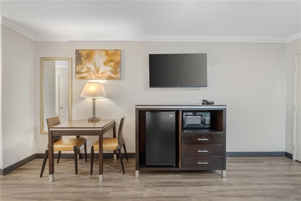 Mobility Accessible QQ Room