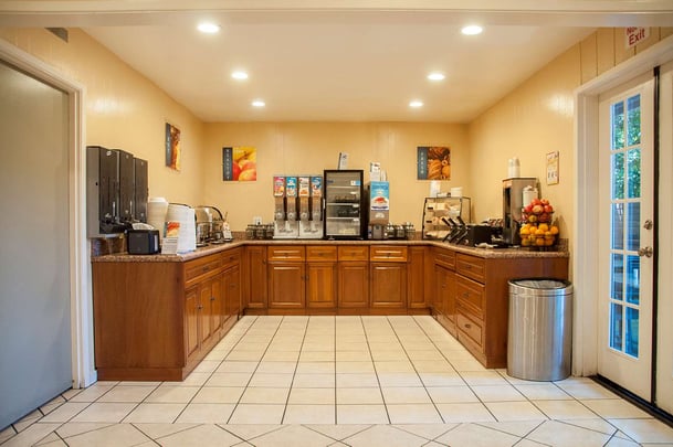 Complimentary Breakfast Buffet