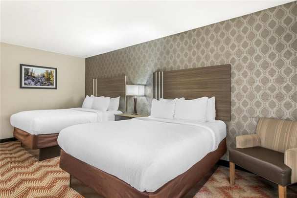 2 Queen Beds - Deluxe