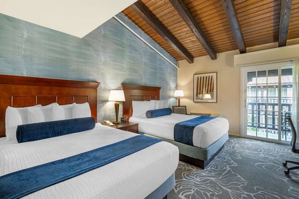 2 Queen Beds Non-Smoking