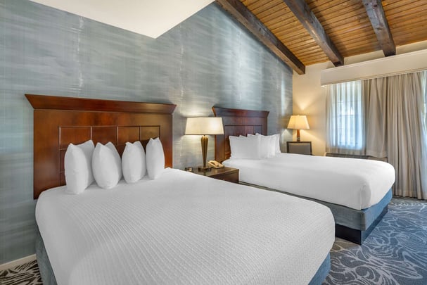 Courtyard View | 2 Queen Beds