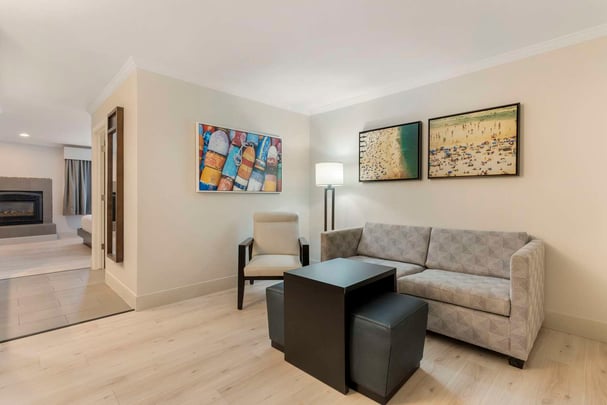 King room with sofabed