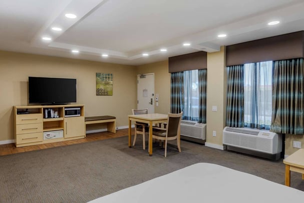 Convertible Suite