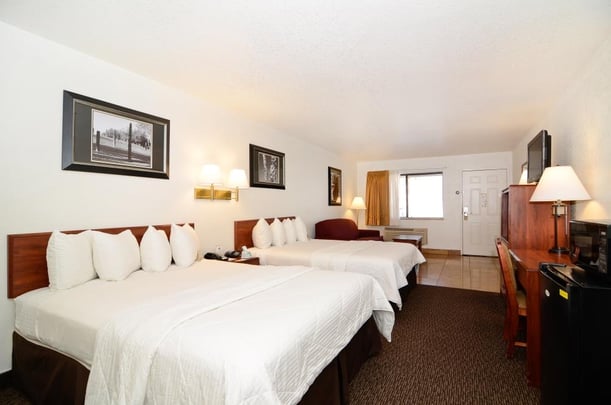 2 Queen Executive Room