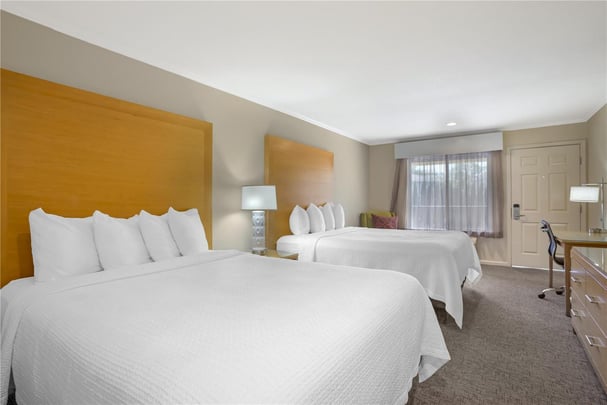2 Queen Room