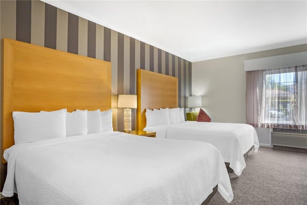 2 Queen Room