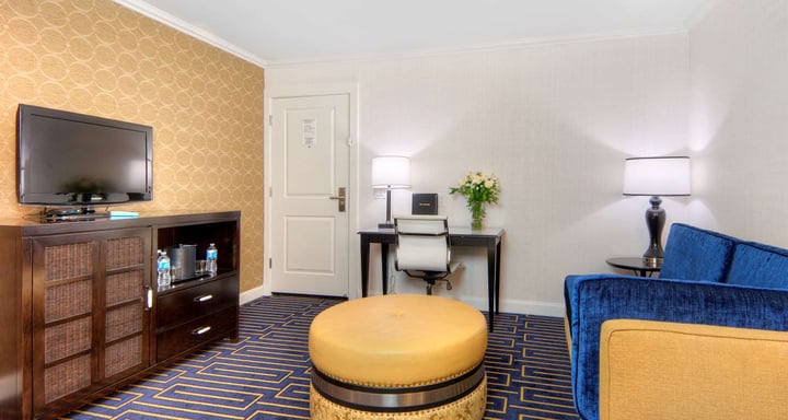 Palm Court Hotel