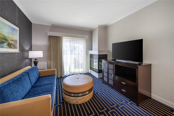 King Suite Whirlpool