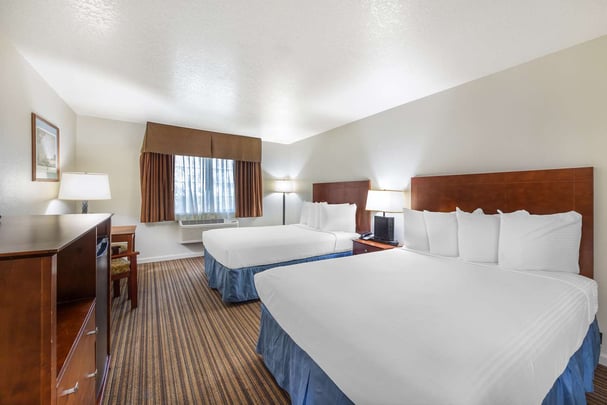 2 Queen Room